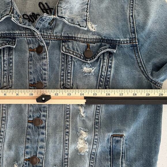 STS Blue Womens Jean Trucker Jacket Size Small Distressed Embroidered - Picture 11 of 11